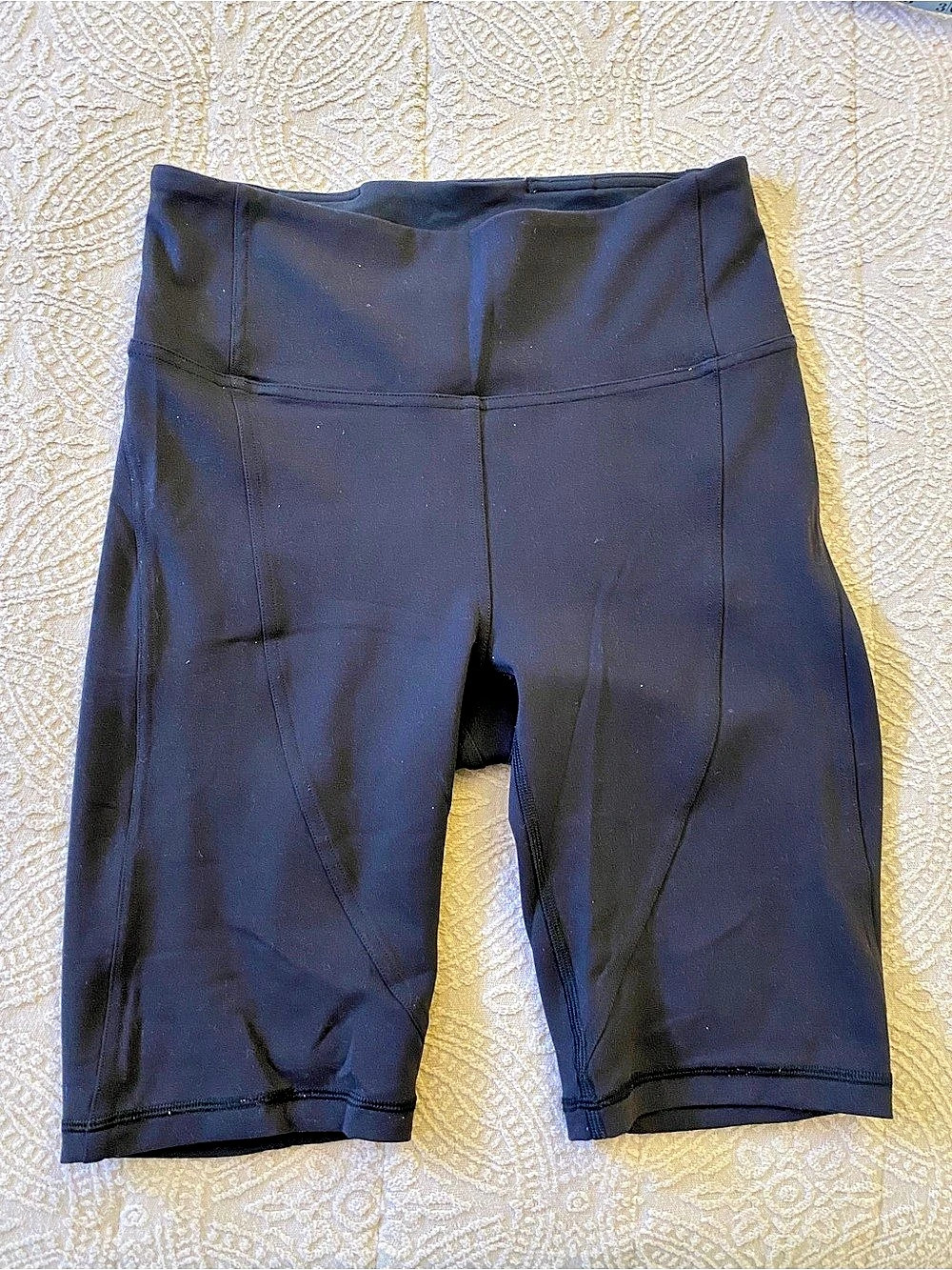Lululemon Align Curve Seam High-Rise Short 8”Bike Shorts Black Size 8
